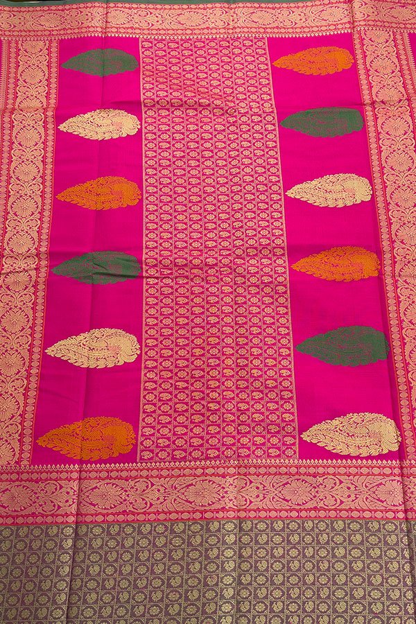 pure silk cotton saree pallu