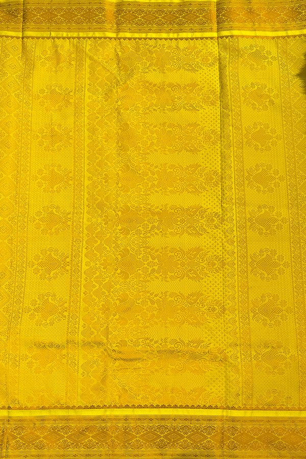 semi silk saree pallu