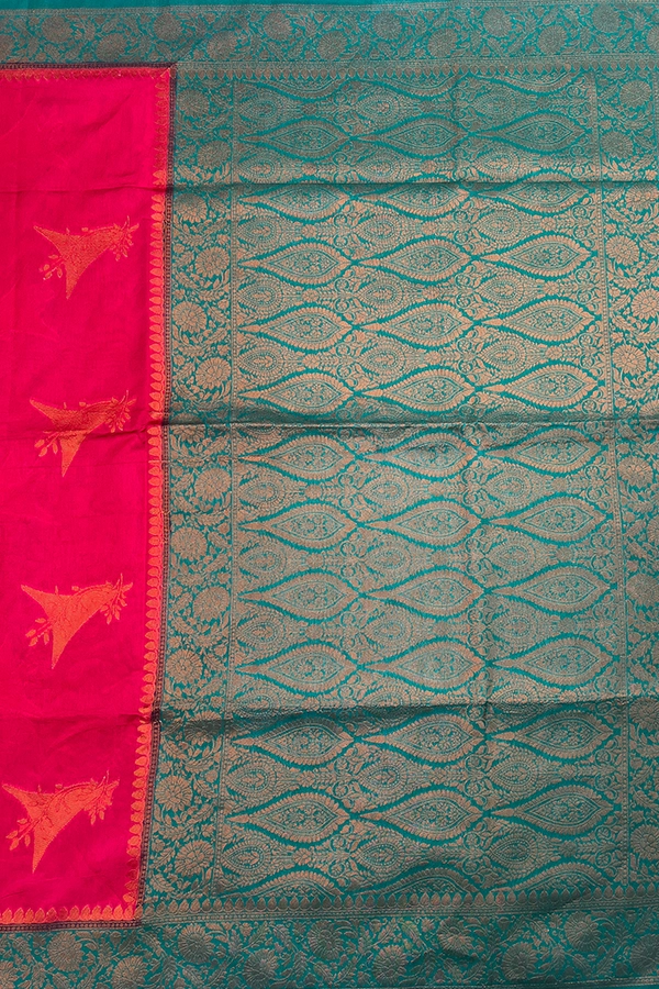 Tussar Banarasi saree pallu