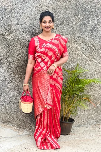 Viscose Semi Silk Partly with Motifs and Brocade Pallu in Red