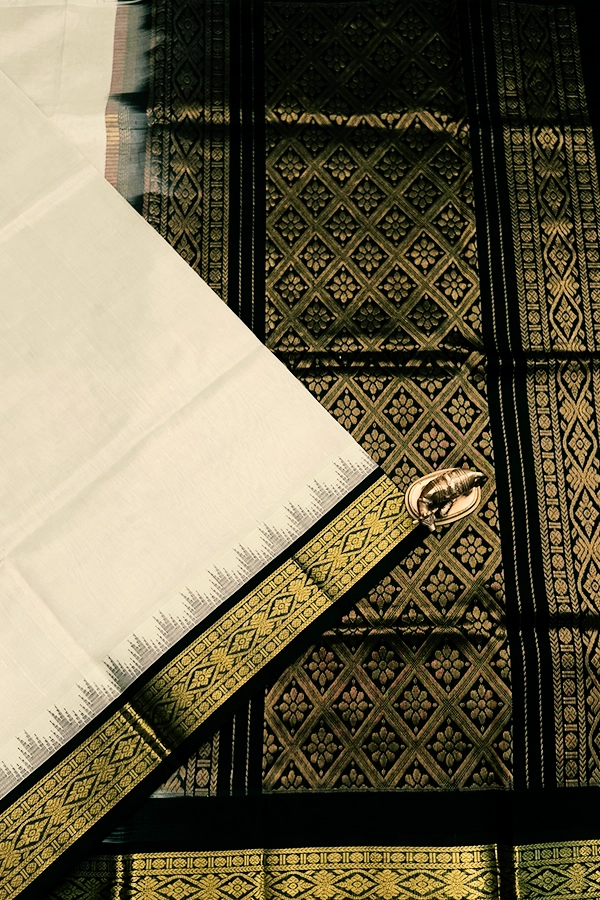 Korvai Temple Border Silk Cotton in Taupe