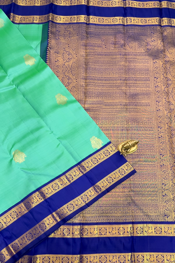 Green Kanchipuram silk- Main