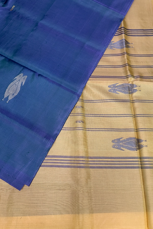 Banana Pith in Dark Indigo