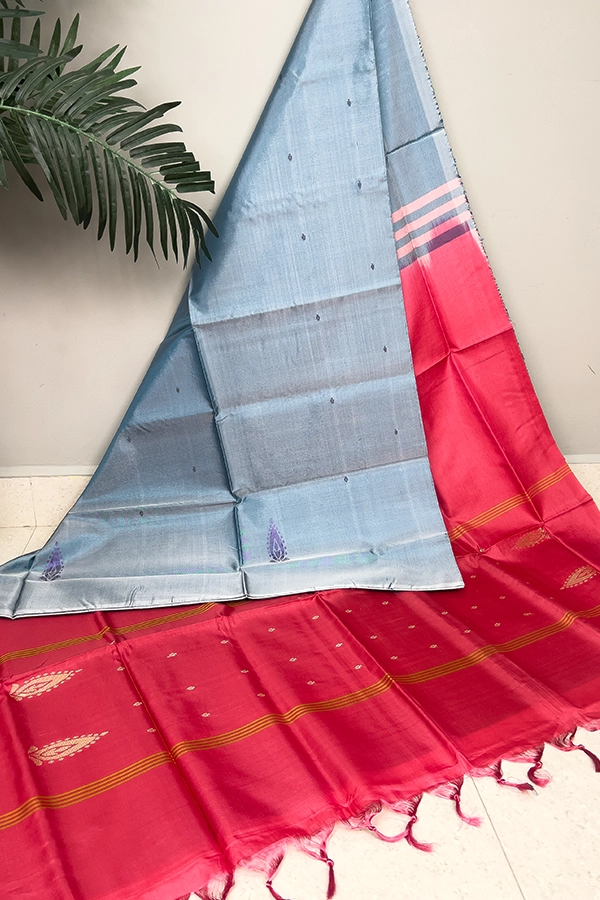 Banana Pith in Bluish Grey