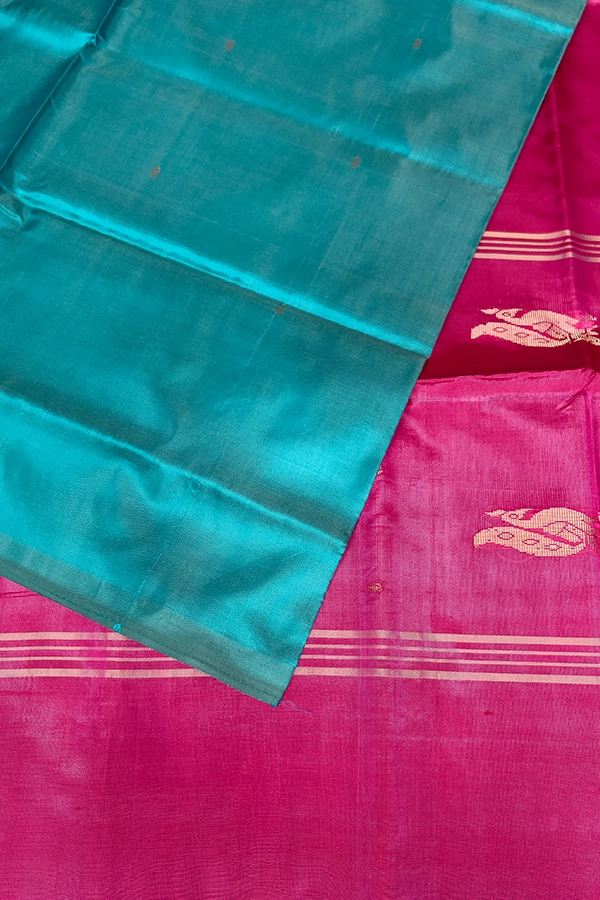 Banana Pith in Peacock Blue Shot